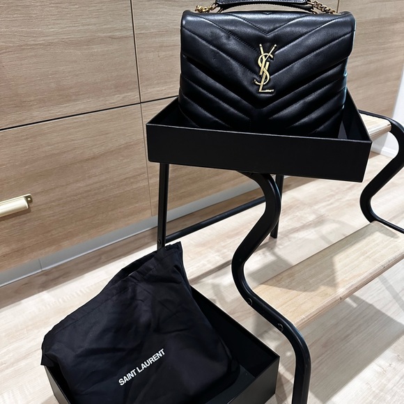 LOULOU MEDIUM IN QUILTED LEATHER
NOIR - Picture 2 of 2